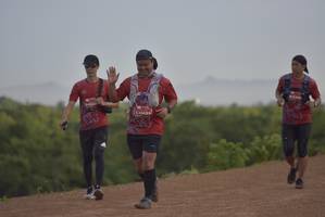 BIB: 039, 0433
                            <button type="button" onclick="openModal(5101137)" class="btn btn-primary btn-sm float-right btn-popup" data-toggle="modal" data-target=".modal-high-quality">
                        <i class="fas fa-shopping-cart"></i> Add to Cart
                    </button>
                                            <button type="button" onclick="isThisMe(5101137, true)" class="btn btn-success btn-sm float-right btn-popup btn-isme hidden" data-toggle="tooltip" data-placement="bottom" title="นี่คือรูปของคุณใช่ไหม คลิกที่นี่เพื่อเอาเข้าอัลบั้ม">
                        <i class="fas fa-plus"></i> Add to album
                    </button>
                    <button type="button" onclick="isThisMe(5101137, false)" class="btn btn-warning btn-sm float-right btn-popup btn-isnotme hidden">
                        <i class="fas fa-ban"></i> Remove from album
                    </button>